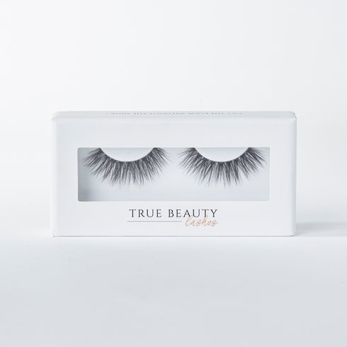Sparkle in Her Eyes Lash Style